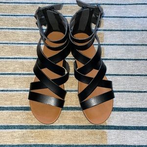 Black strapy sandals